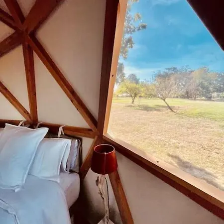 Dome Insolite Cedre Jacuzzi Et Petits Dejeuners Inclus Luxury tent