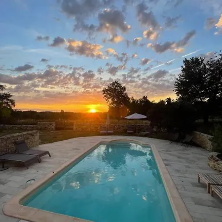 Dome Insolite Cedre Jacuzzi Et Petits Dejeuners Inclus * Lagraulet-du-Gers