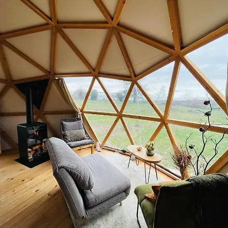 Dome Insolite Cedre Jacuzzi Et Petits Dejeuners Inclus Luxury tent Lagraulet-du-Gers