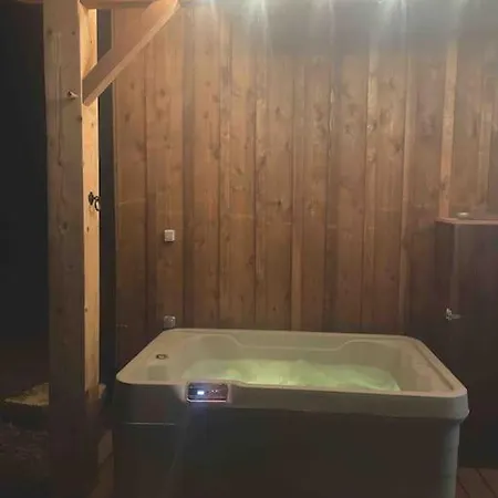 Dome Insolite Cedre Jacuzzi Et Petits Dejeuners Inclus