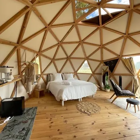 Dome Insolite Cedre Jacuzzi Et Petits Dejeuners Inclus *