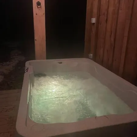 Dome Insolite Cedre Jacuzzi Et Petits Dejeuners Inclus Luksustelt *