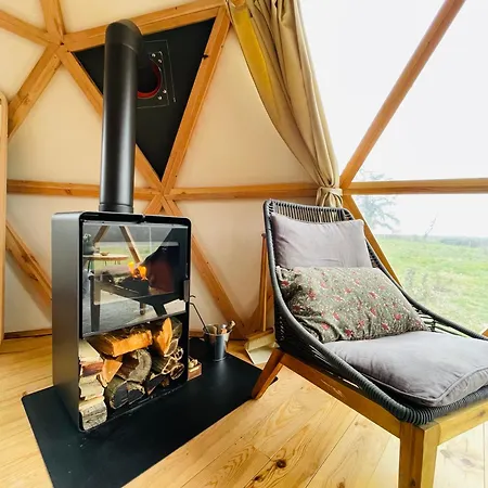 Dome Insolite Cedre Jacuzzi Et Petits Dejeuners Inclus * Lagraulet-du-Gers