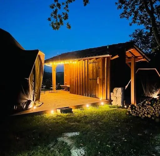 ラグジュアリーテント Dome Insolite Cedre Jacuzzi Et Petits Dejeuners Inclus Lagraulet-du-Gers