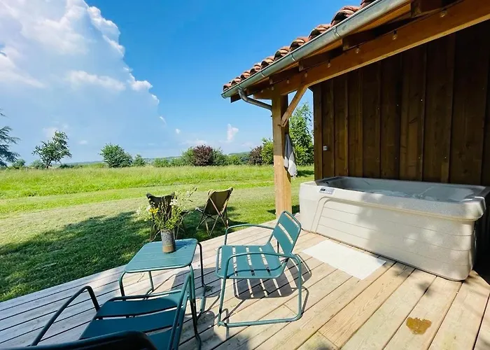 Dome Insolite Cedre Jacuzzi Et Petits Dejeuners Inclus *